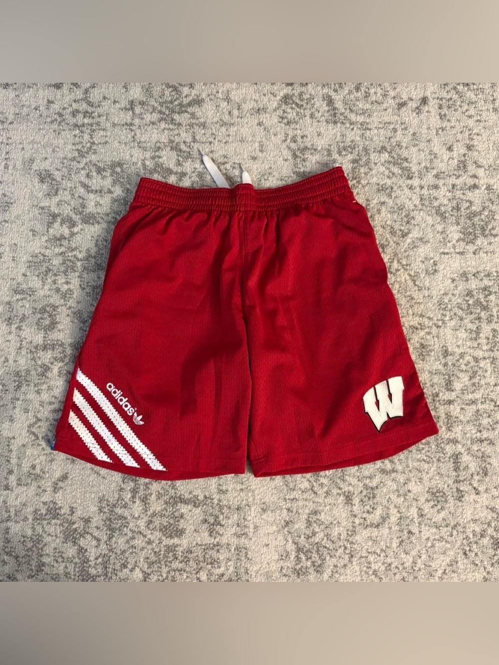Men’s XL Adidas Wisconsin Badgers Red Athletic Shorts